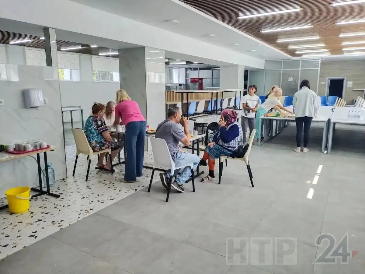 В лицее №3 в Нижнекамске развернут пункт временного размещения пострадавших